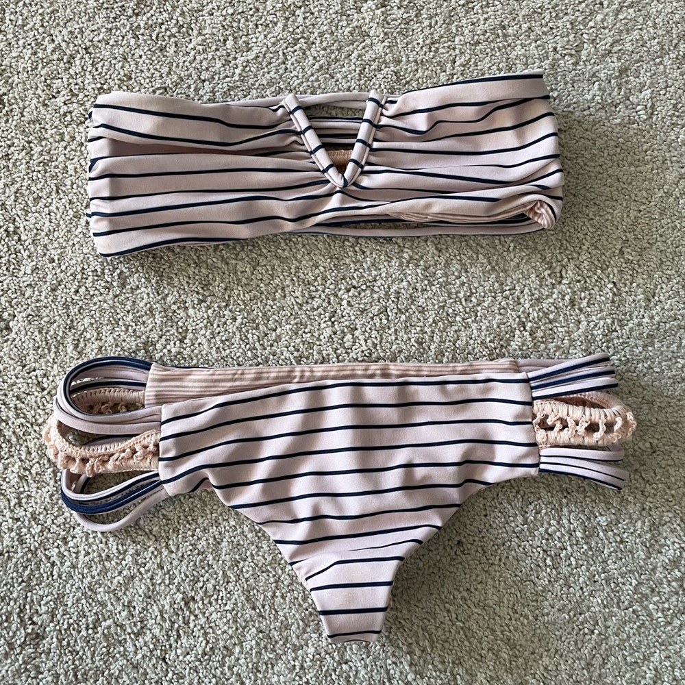 Acacia Ohia Top & Bottom in Stripe